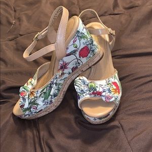 Clark’s wedge heel sandals